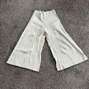 Knitted wide leg pants